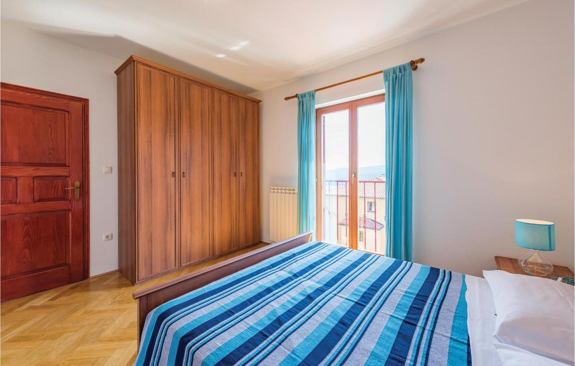 Amazing Apartment In Rabac With Kitchen 外观 照片