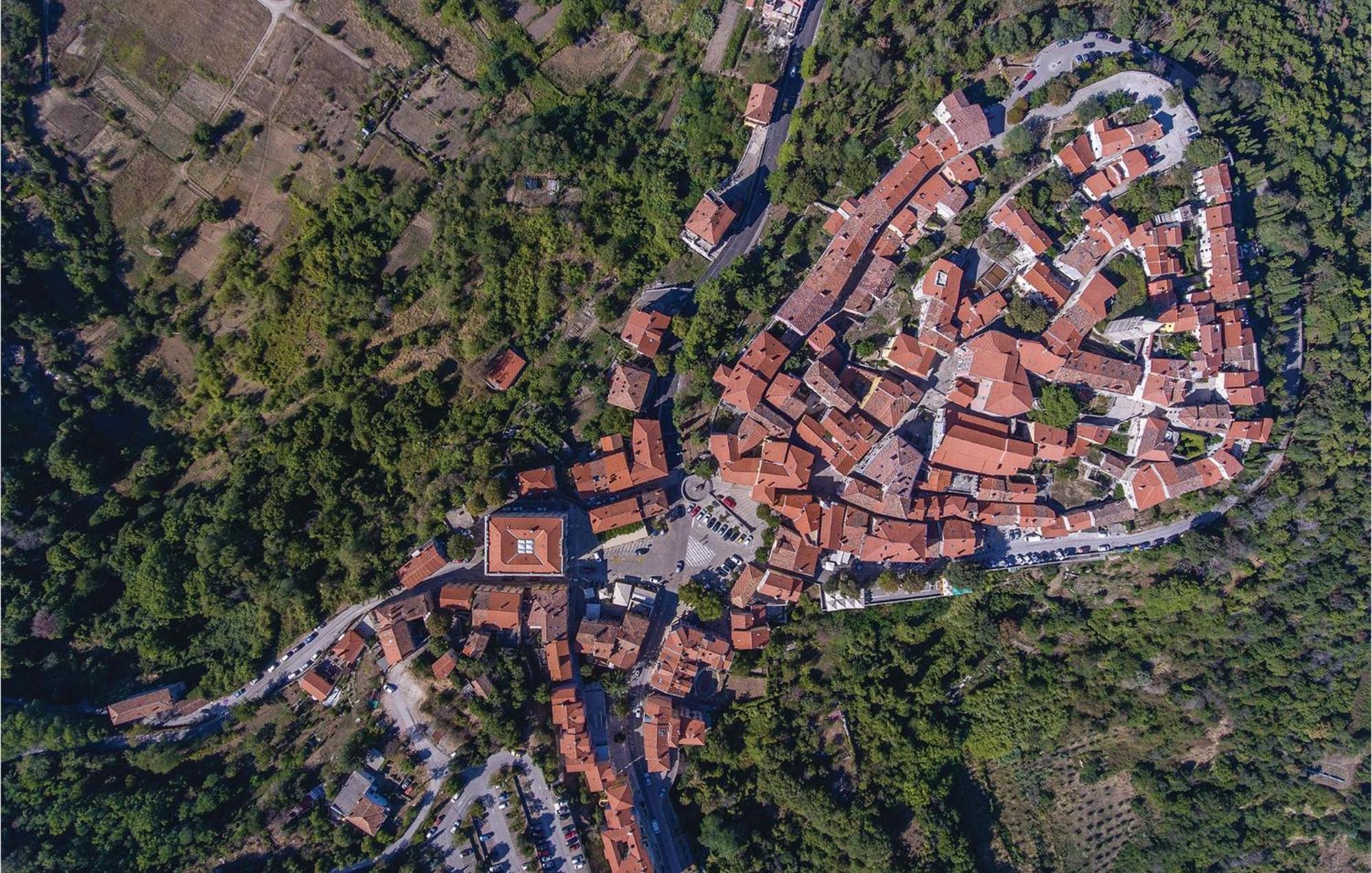 Amazing Apartment In Rabac With Kitchen 外观 照片
