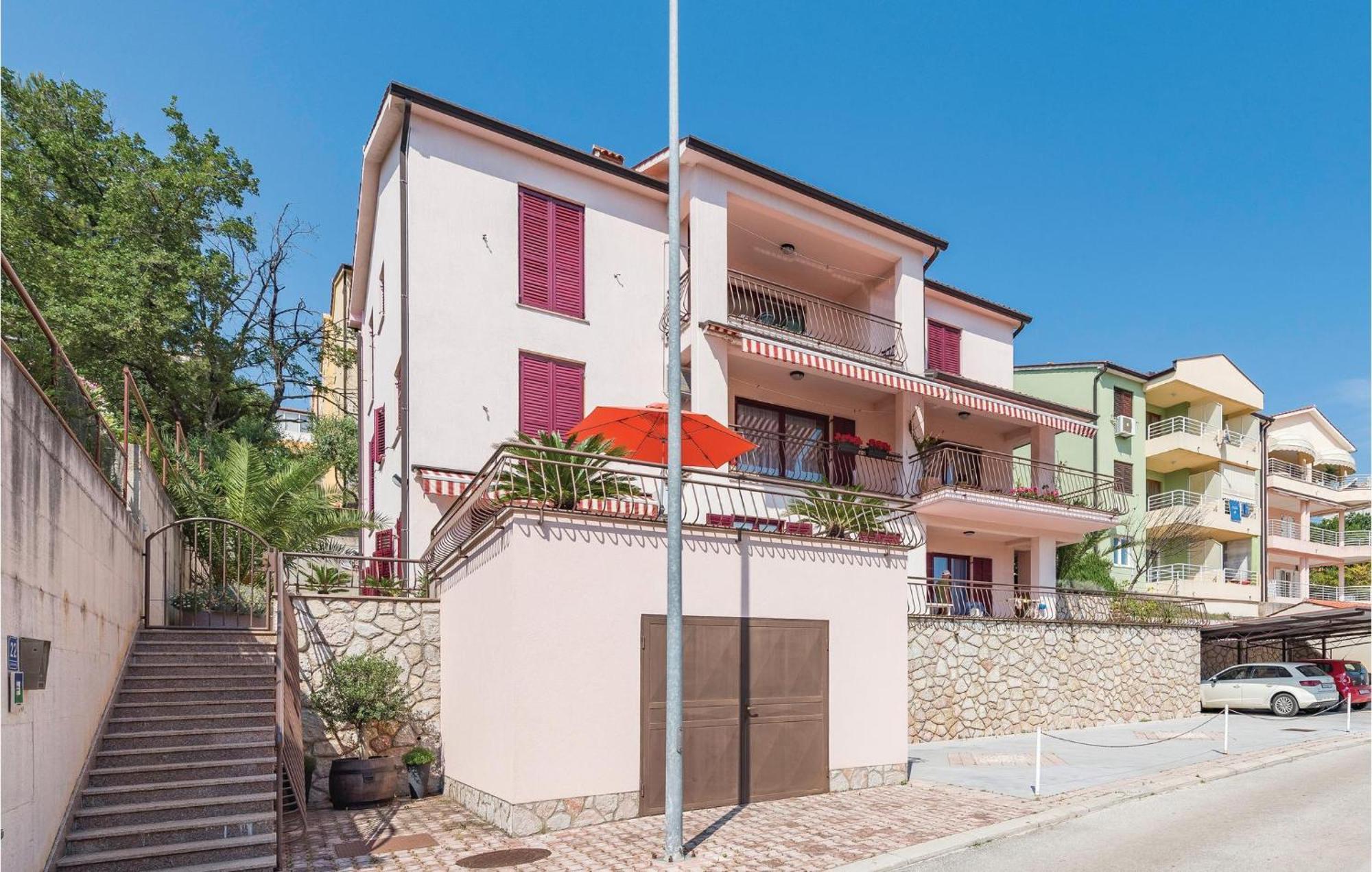 Amazing Apartment In Rabac With Kitchen 外观 照片