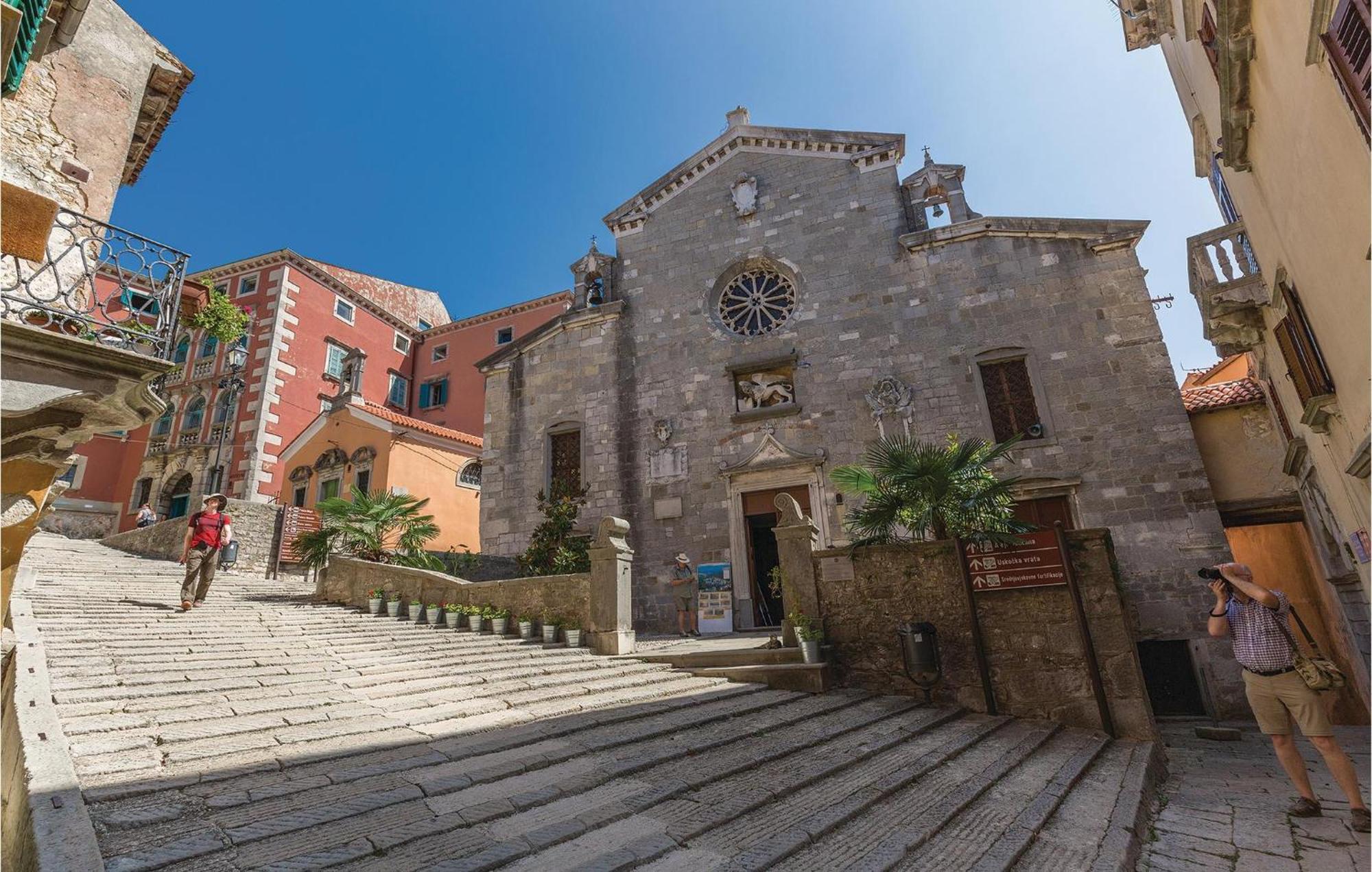 Amazing Apartment In Rabac With Kitchen 外观 照片